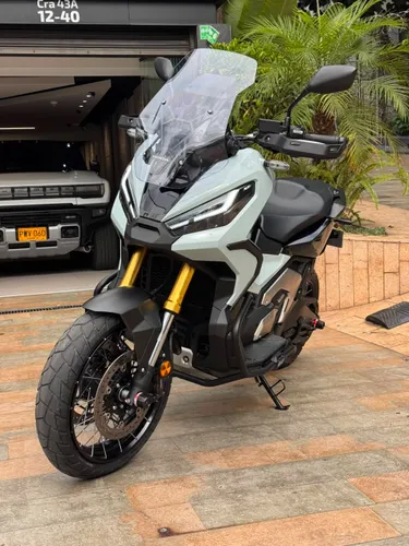 Honda X-adv 750r