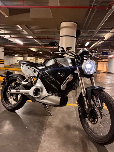 Súper Soco TC MAX eléctrica