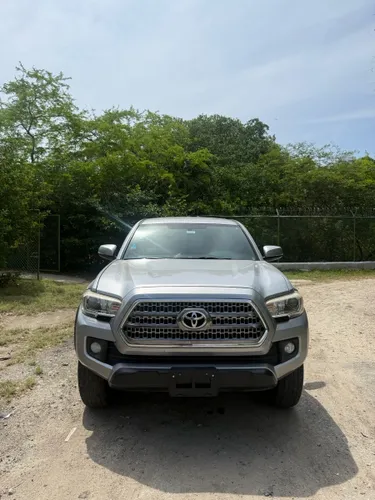 Toyota Tacoma Trd  2017