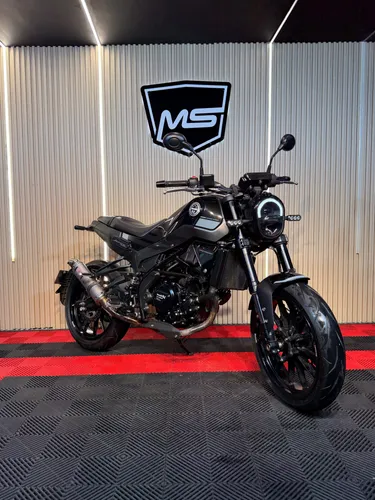 BENELLI LEONCINO 250