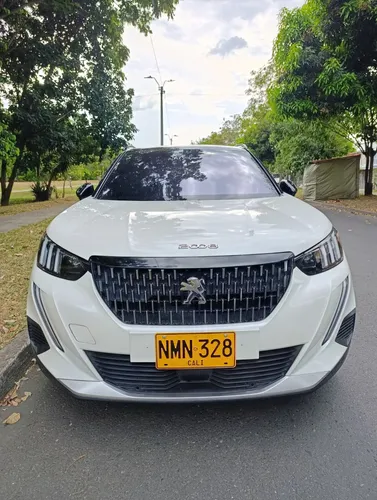 PEUGEOT 2008 GT 2024