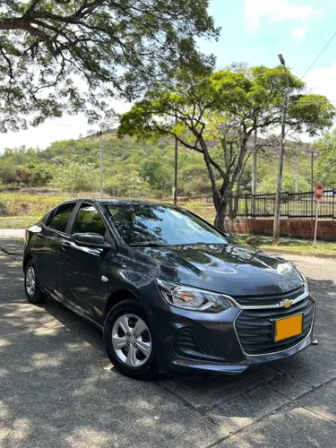 Chevrolet ONIX LT TURBO