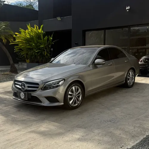 Mercedes Benz C200 2021
