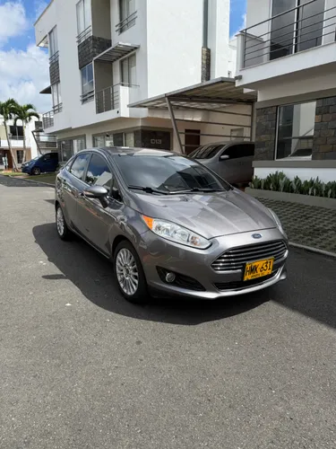 Ford Fiesta Titanium 2014