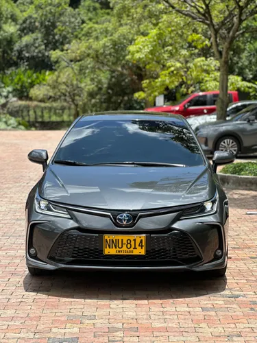 Toyota Corolla SEG híbrido 2024