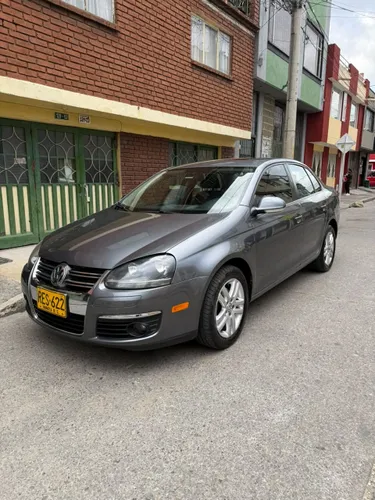 Volkswagen Bora 2.5 Prestige 2010