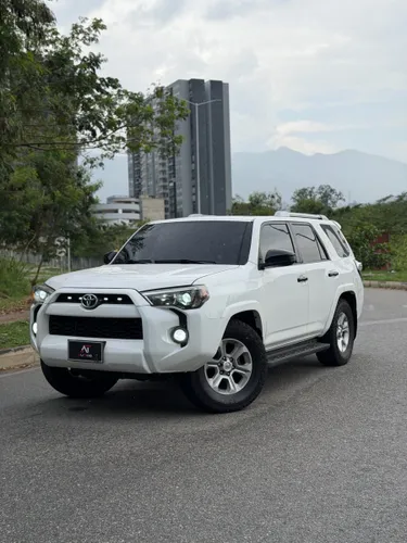 TOYOTA 4RUNNER BLINDADA  2016  Sr5