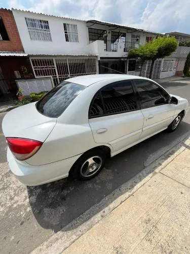 Se vende Kia stylus modelo 2009