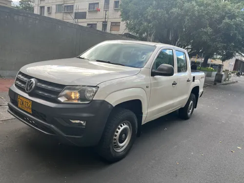 Se vende Volkswagen Amarok 4Motion Trendline 4x4 Diesel