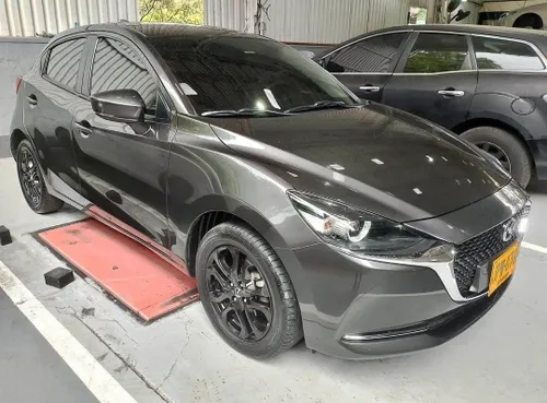 Mazda 2 Grand Touring LX 2021