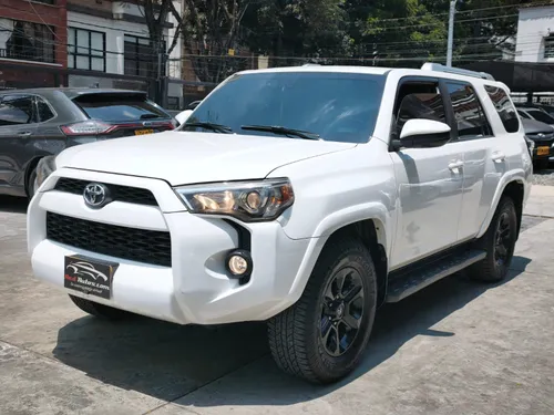Toyota 4Runner SR5 TP 4000CC 6AB  2017 - BLINDADA