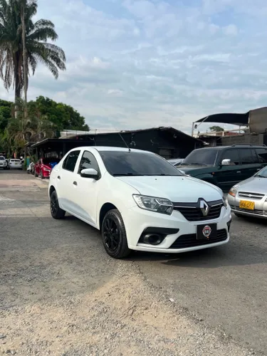 RENAULT LOGAN 2020