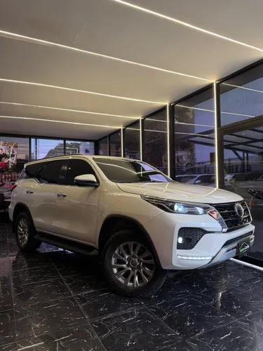 TOYOTA FORTUNER SRV DIÉSEL