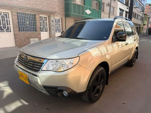 SUBARU FORESTER 2010
