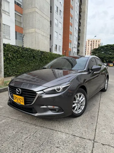 Mazda 3 Touring 2019
