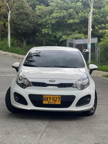 KIA RÍO 2015