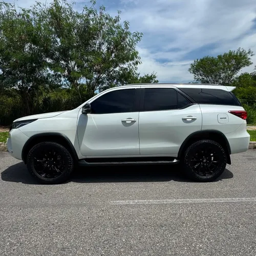Toyota Fortuner SR 2021 Diésel