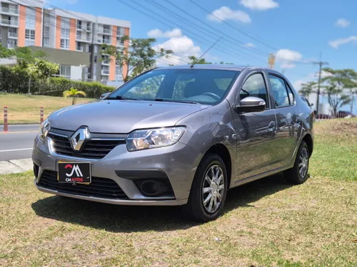 2021 Renault Logan Life