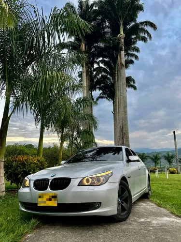 BMW 525i