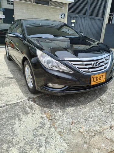 HYUNDAI SONATA 2011