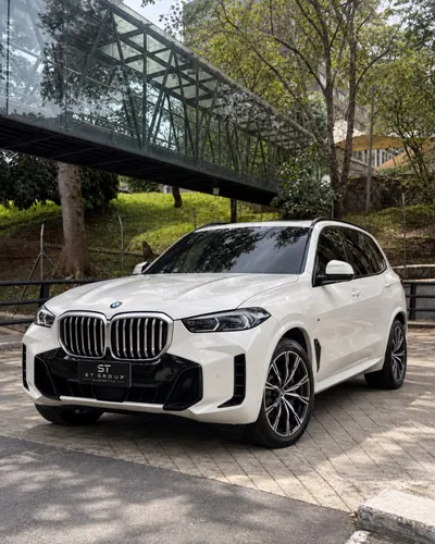 BMW X5 xDrive40i M Sport  2024