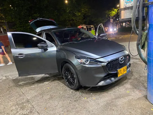 Mazda 2 única duea 2024