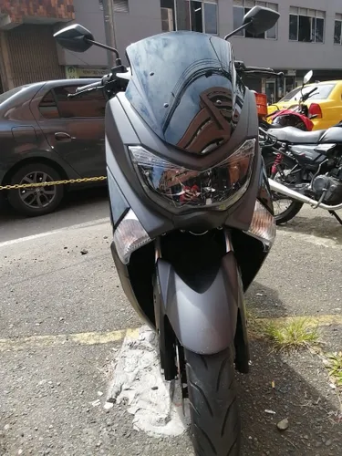 Yamaha Nmax 2022 V1