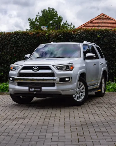 TOYOTA 4RUNNER LIMITED B2