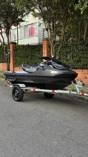 Jetski sea doo rxt 300 xrs 2022