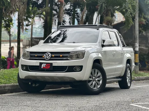 VOLKSWAGEN AMAROK HIGHLINE 2014