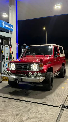 TOYOTA LAND CRUISER 4.5 CARPADA