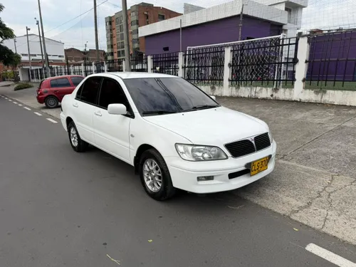 Mitsubishi Lancer GLX 2003