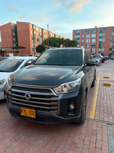 Ssangyong Rexton Sport Negra 2.2 turbo disel 4x4