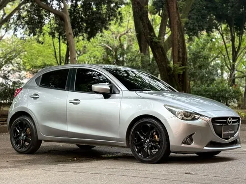 MAZDA 2 GRAND TOURING 2017 HASH BACK