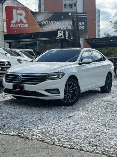 VOLKSWAGEN JETTA SPORTLINE 2020  BLINDAJE 2