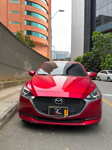 Mazda 2 Sedan Grand Touring