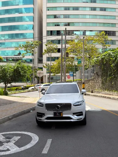Volvo XC-90 T8 AWD INSCRIPTION HIBRDIDO