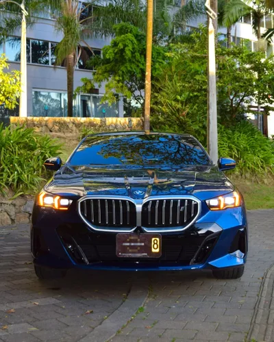 BMW i5 eDrive 40