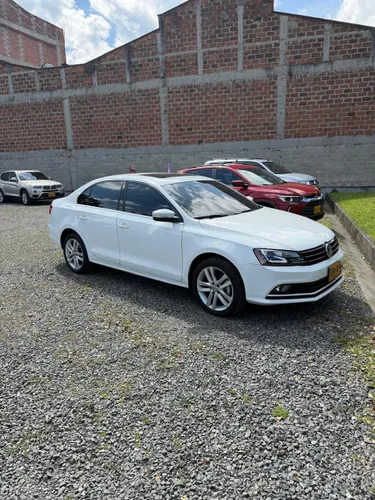VOLKSWAGEN JETTA HIGHLINE 2016
