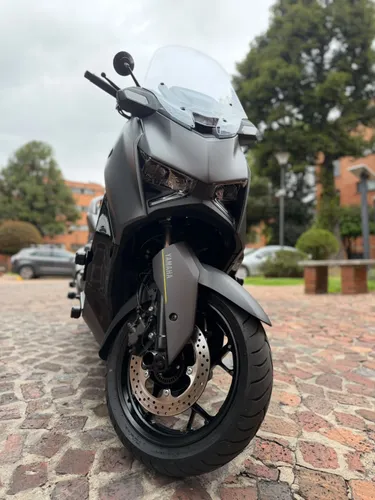 YAMAHA XMAX 300  2026