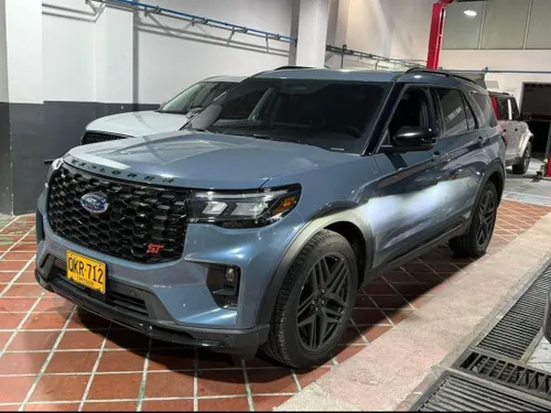 Ford Explorer ST 2025