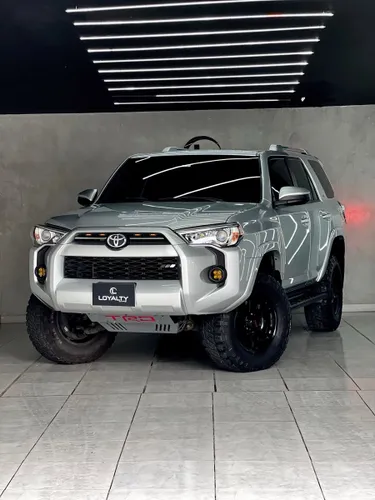 Toyota 4Runner SR5