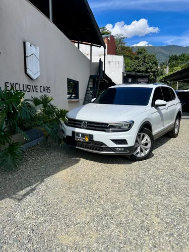 VOLKSWAGEN TIGUAN 2.0TSI