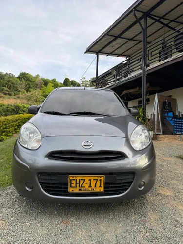 Vendo Nissan march 2018