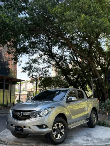 Mazda Bt-50 Professional 3.2 diesel Modelo 2018
