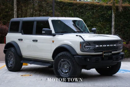 FORD Bronco Badlands 2025