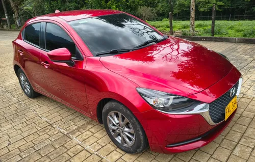 Mazda 2 modelo 2021