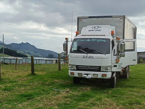 Dongfeng camión llanta sencilla