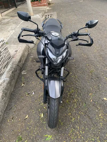Hero Hunk 160R 2v
