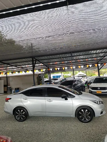Nissan Versa Sense
